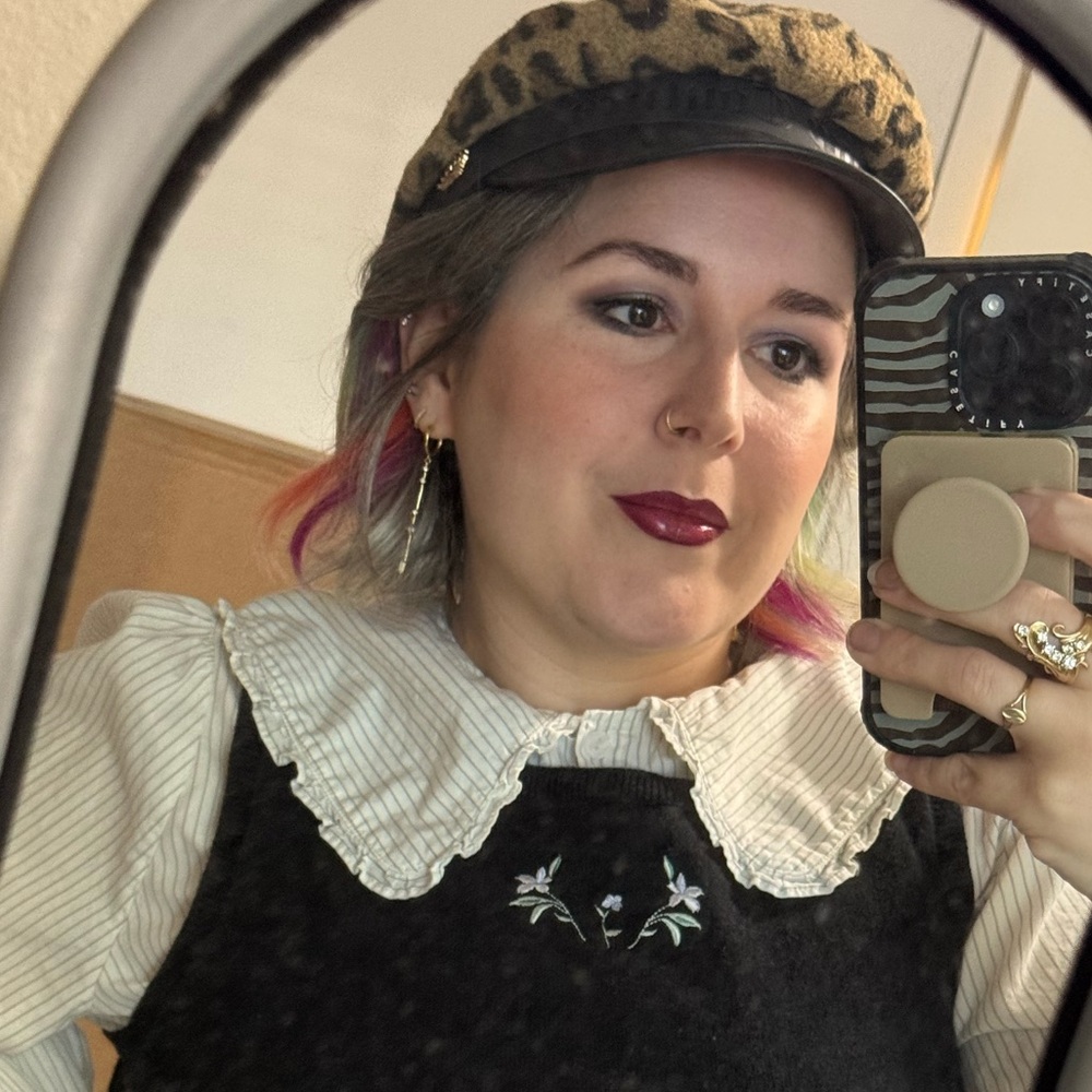 Meet your Posher, Courtney